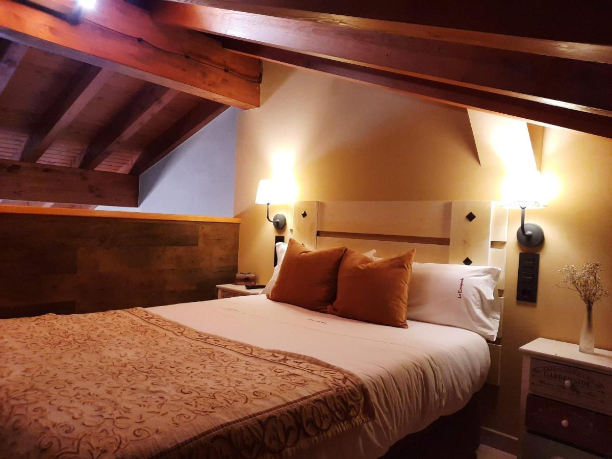 Apartamentos Rurales "La Escapada" 比利亚维西奥萨 外观 照片