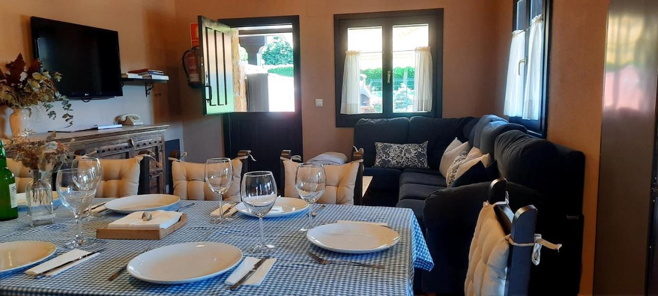 Apartamentos Rurales "La Escapada" 比利亚维西奥萨 外观 照片